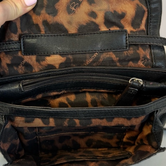 B. Makowsky Flap Buckle Crossbody Shoulder Bag - Picture 8 of 13